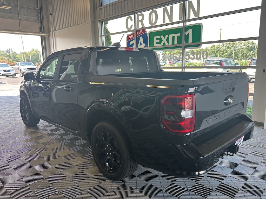 New 2025 Ford Maverick Lobo TRUCK