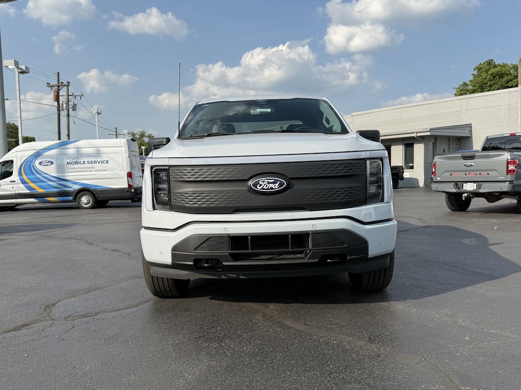 New 2025 Ford F-150 Lightning Flash TRUCK