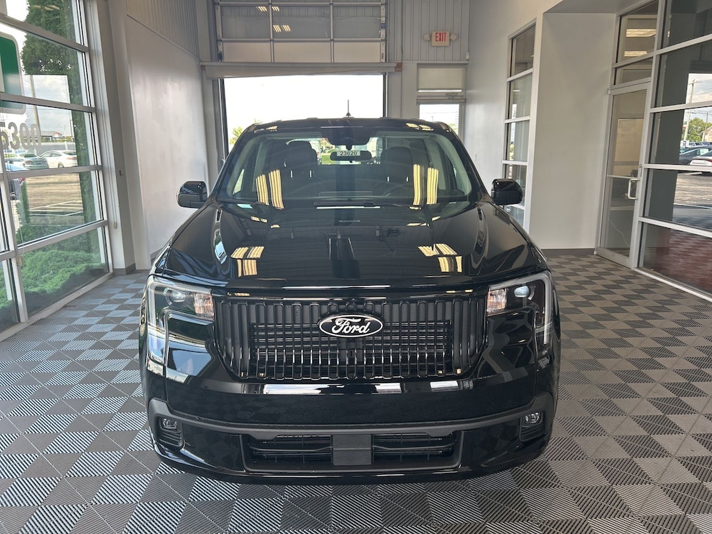 New 2025 Ford Maverick Lobo TRUCK