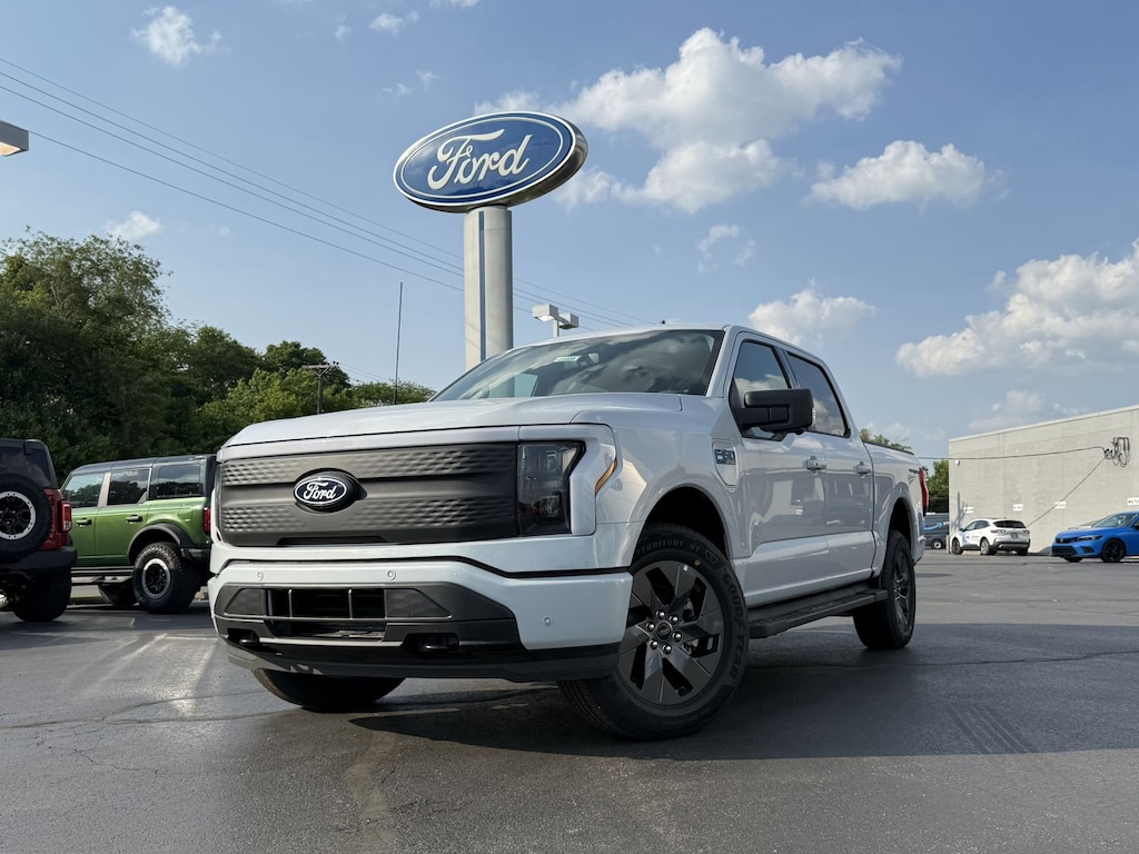 New 2025 Ford F-150 Lightning Flash TRUCK