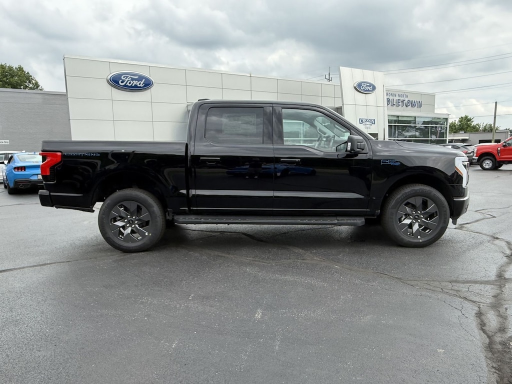 New 2025 Ford F-150 Lightning Flash TRUCK