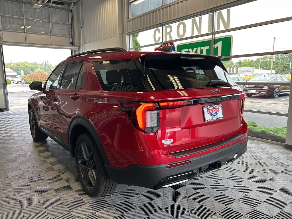 New 2025 Ford Explorer ST-Line SUV