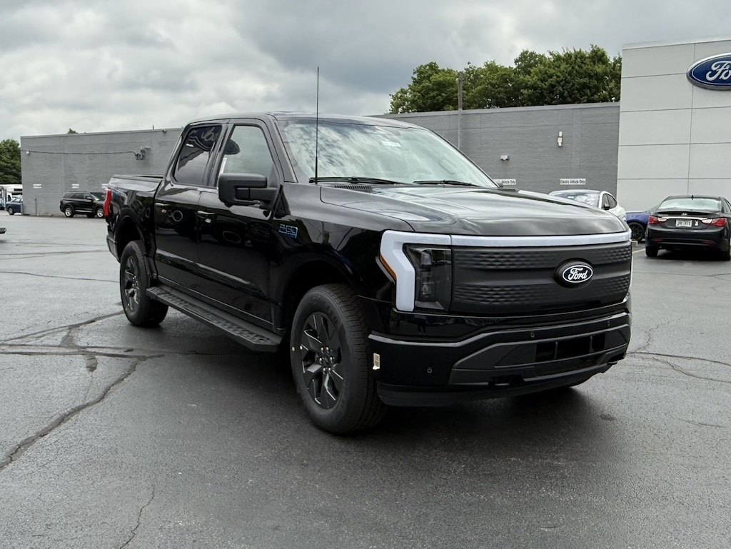 New 2025 Ford F-150 Lightning Flash TRUCK